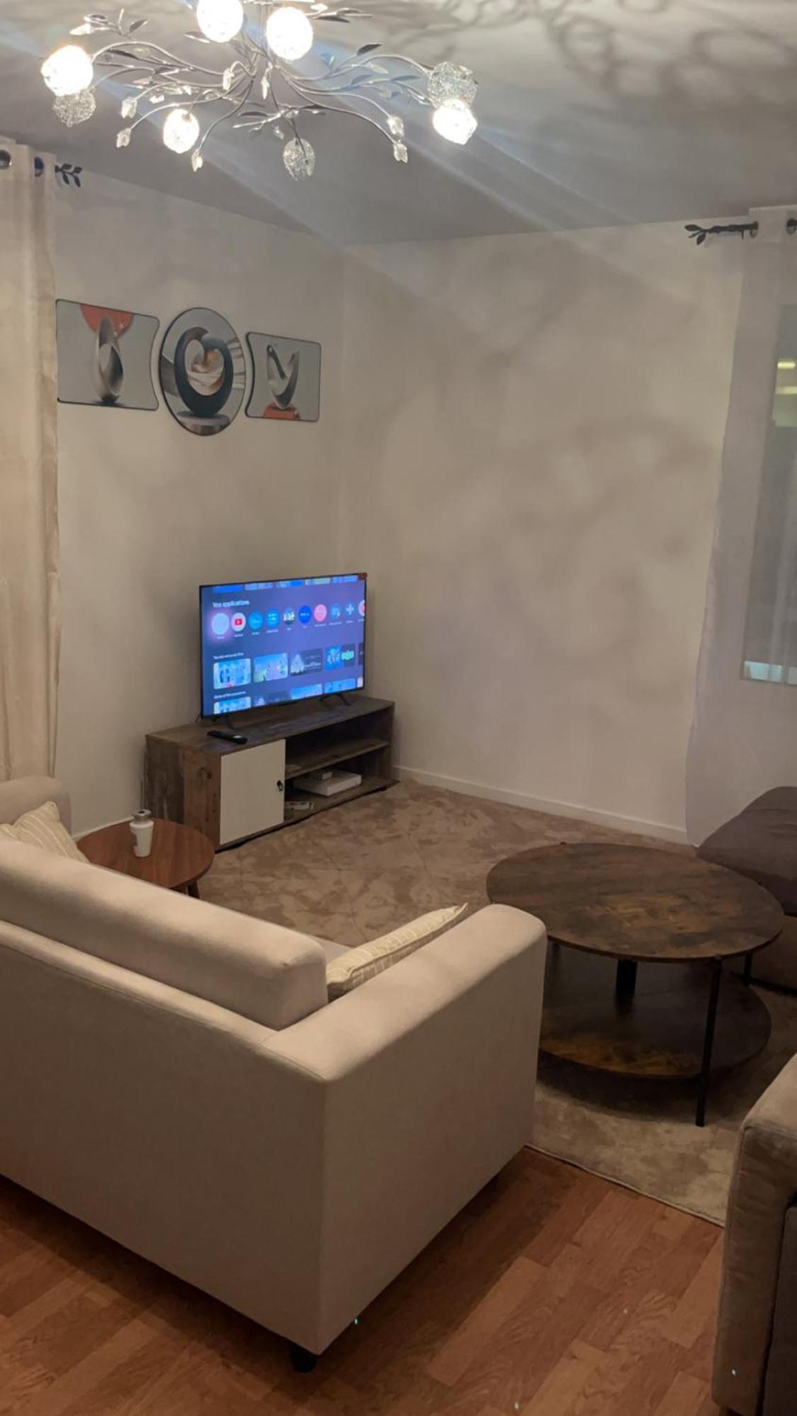 Appartement 2 Chambres Et Salon Proche Paris Sèvres Eksteriør bilde